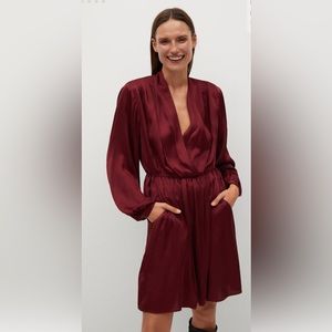 Christmas Eve dress Mango wrap size M NEW